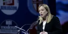 Tra la cavaliera e il generale. Il vicolo cieco della premier