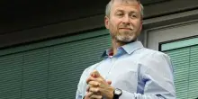 Roman Abramovich, il governo britannico pronto a far causa per 2,5 miliardi da vendita Chelsea: cosa è successo e le motivazioni