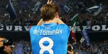 Scudetto Napoli, maglia di McTominay all'asta: venduti i cimeli della gara contro il Cagliari
