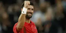 Sinner Djokovic semifinale al Roland Garros, il serbo: «Posso ancora giocare al massimo livello»