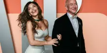 Jeff Bezos e Lauren Sanchez, il matrimonio a Venezia fa infuriare i cittadini: «Siamo stanchi, a guadagnarci sono sempre gli stessi»