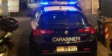 Napoli, reagisce alla rapina: 31enne accoltellato alla coscia