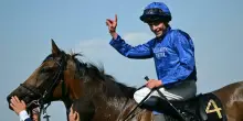 William Buick, il re del Royal Ascot: la Coppa d'oro al cavallo vecchio e al fantino norvegese