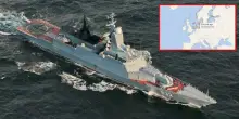 Nave da guerra russa passa attraverso il canale della Manica. «Scortava flotta-ombra di Putin»