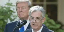 Powell risponde a Trump: «Senza dazi avremmo già tagliato i tassi. Debito Usa insostenibile»