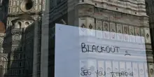 Blackout per il caldo, perché succede? I cavi surriscaldati e l'asfalto bollente: migliaia senza elettricità in Francia, problemi anche a Firenze e Bergamo