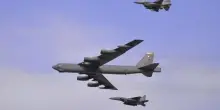 Corea del Nord, l'allarme nucleare: manovre aeree congiunte (con il bombardiere B-52) tra Usa, Giappone e Corea del Sud