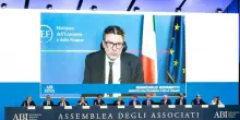 Giorgetti ottimista sul Pil: «La crescita è già allo 0,5%». Bankitalia: sale il risparmio