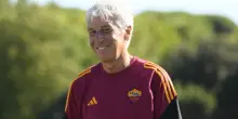 Roma, allenamento aperto a Burton: Gasperini insegna ai centrali come fare gol