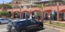 Camerota, colpisce con un pugno al petto la moglie: in manette un 28enne