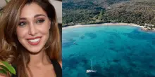 Belen Rodriguez, litiga con un benzinaio a Porto Cervo e lo insulta : «Perché lei mi sta sul c***o». Il video finisce sui social, è bufera