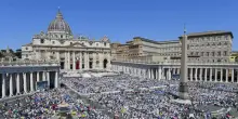 Vaticano, 5 giorni di congedo ai neo-papà: le nuove norme di Leone. Novità anche per bambini disabili e assegno familiare