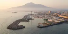 Marina di Stabia vince la grande sfida del mare tra vip e mega yacht