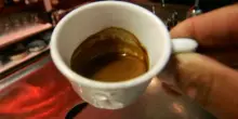 Caffè, ecco quando fa male alla salute: dall'orario al metodo di preparazione (forte e non filtrato), cosa sapere