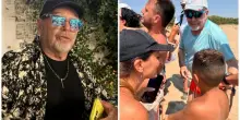 Vasco Rossi, le vacanze in Puglia e i fan invadenti: «Non faccio parte del ?biglietto vacanza? dell?hotel». Le transenne in spiaggia