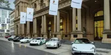 Porsche esce da indice blue-chip Dax di Francoforte per prolungato crollo azioni