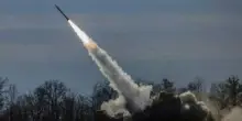 Ucraina, in arrivo Himars e Patriot dagli alleati: lanciatori di razzi e missili terra-aria. I due pacchetti (da 500 milioni l'uno) e il nuovo sistema
