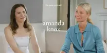 Amanda Knox intervistata da Gwyneth Paltrow: «Io e Meredith? Siamo vittime delle stesse circostanze». Bufera sull'attrice: «Vergogna, nessun rispetto per la famiglia»