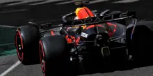 GP di Baku, qualifica: Verstappen, pole nel caos delle bandiere rosse. Leclerc sbatte, Hamilton delude. Cosa è successo