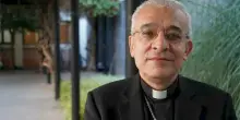 Monsignor Iannone, il sacerdote napoletano successore di Prevost come prefetto del Dicastero dei Vescovi