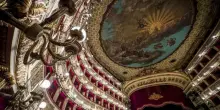 Teatro San Carlo, duello al via sul ricorso del sindaco: parola al giudice civile