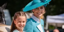 Kate e William vietano gli smartphone ai figli, la principessa: «Danneggiano la vita familiare». Le regole per educarli