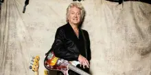 John Lodge, morto il leader dei Moody Blues: aveva 82 anni. La famiglia: «Scomparsa improvvisa e inaspettata»