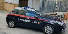 Napoli, anziana viene aggredita dal figlio: riversa a terra col volto tumefatto