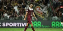 Salernitana, Inglese avverte dolore al ginocchio: oggi la risonanza