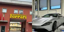 Ferrari, il viaggio esclusivo nella fabbrica di Maranello: dal rito del "matrimonio" al collaudo, così nascono i bolidi rossi da strada