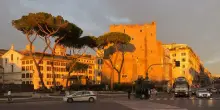 Torre dei Conti, la storia della fortezza medievale voluta da Innocenzo III e ammirata da Petrarca