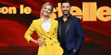 Francesca Fialdini scopre l'infortunio di Giovanni Pernice in diretta: «Mi è uscita la spalla mentre ballavamo». Il messaggio di Bianca Guaccero