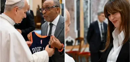 Papa Leone XIV: «Il cinema è in pericolo». Da Spike Lee che gli regala la maglia NBA a Monica Bellucci, il red carpet in Vaticano. Ecco chi c'era