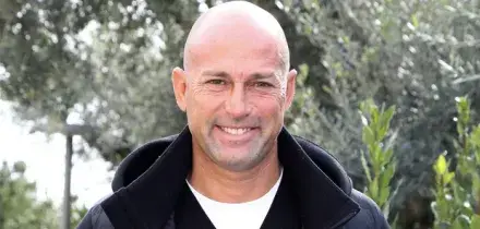 Stefano Bettarini: «Dicevano che ero troppo bello per fare il calciatore. In quel campo solo amici di comodo. Volevano ammazzare mio figlio»