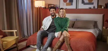 Love Bugs, Brenda Lodigiani e Michele Rosiello nella nuova serie: «Molti litigi e tanti baci, i tic delle coppie al tempo degli smartphone»