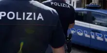 Napoli, 17enne ferito con un colpo di pistola: «È partito da un auto»