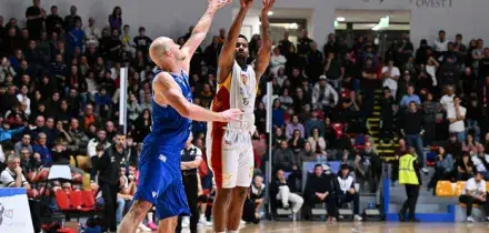 Nba, guarda che Roma. La Virtus GVM 1960 batte Livorno 70-68 ed è sola in testa in Serie B Nazionale