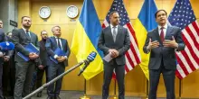 Ucraina, cambia il piano di pace Usa: più soldati e garanzie per Kiev. Ecco i 24 punti della controproposta Ue