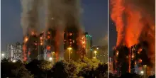 Hong Kong, maxi-incendio in tre grattacieli: almeno 12 morti, tra cui un vigile del fuoco. Diversi feriti