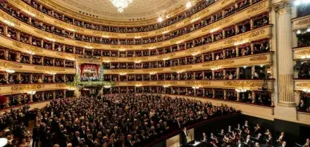 Licenziata dopo urlo «Palestina libera», la Scala di Milano condannata: dovrà pagarle tutte le mensilità