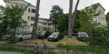 «Lista stupri», nuovo caso (dopo Roma) in un liceo scientifico a Lucca: due nomi femminili accanto alla scritta nei bagni