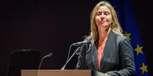 Federica Mogherini si dimette dal Collegio d'Europa dopo le indagini. La mail: «Orgogliosa di ciò che abbiamo realizzato»