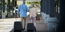 Pensionati all'estero, quali i paradisi fiscali? Addio Portogallo, boom Spagna e Romania. La Grecia non decolla