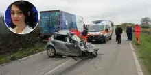 Auto contro camion, la 34enne Michela Ferrandino muore sul colpo: era infermiera e aveva una figlia di 10 anni