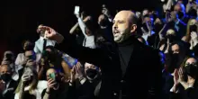 Checco Zalone, la società crolla dopo l'addio alla ex moglie: «Utili da 1,4 milioni a 31mila euro». Cosa è successo