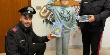 Mugnano. Vende libri e disegni per comprare un regalo alla sorellina: carabinieri commossi aiutano un bimbo di 11 anni