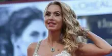 Valeria Marini: &laquo;Vorrei risposarmi. Sto frequentando un uomo... &egrave; un nome che scotta&raquo;