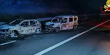 Assalto al portavalori sull'A14: auto in fiamme, fumogeni e chiodi sull'asfalto. Malviventi in fuga col bottino