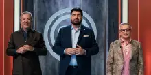 MasterChef, le pagelle: Cannavacciuolo spezza Locatelli (7), Alessandro, ti licenzi? (8), Iolanda si fa odiare (5). Chi &egrave; stato eliminato