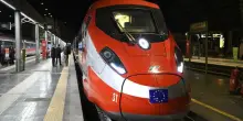 Treni ad alta velocit&agrave;, svolta da gennaio: chi acquista prima risparmia, ecco cosa cambia con il dynamic pricing